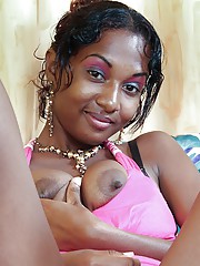 Фото вагины с черными волосами у индуски